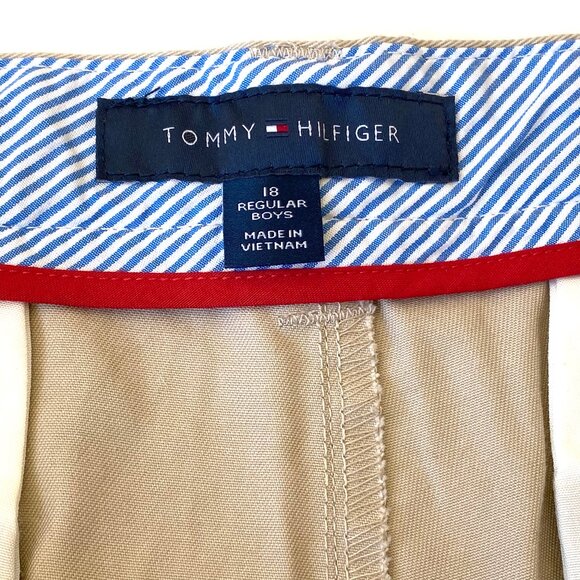 NWOT Tommy Hilfiger Boys Beige Cotton Blend Shorts Size 18 School Uniform Preppy - Picture 4 of 10